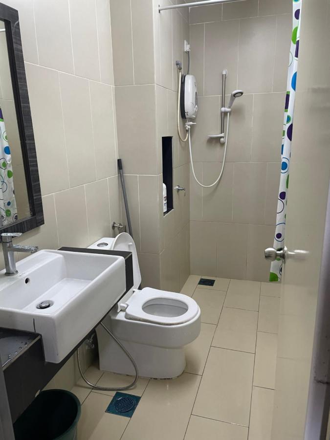 Sea View Water Theme Park At Swiss Garden Residence - 2 Bedroom Apartment クアンタン エクステリア 写真